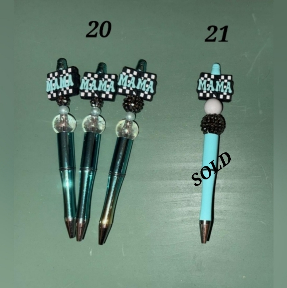 Handmade Colorful "Mom" Novelty Pens - Choose One - Picture 4 of 9